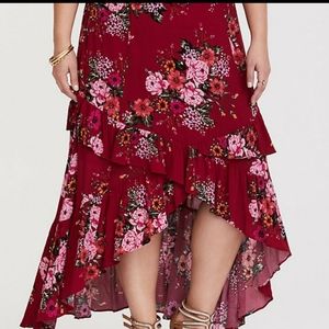 RED FLORAL HI-LO GAUZE SKIRT